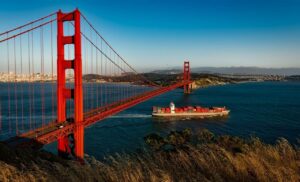 A Picture of golden gate bridge