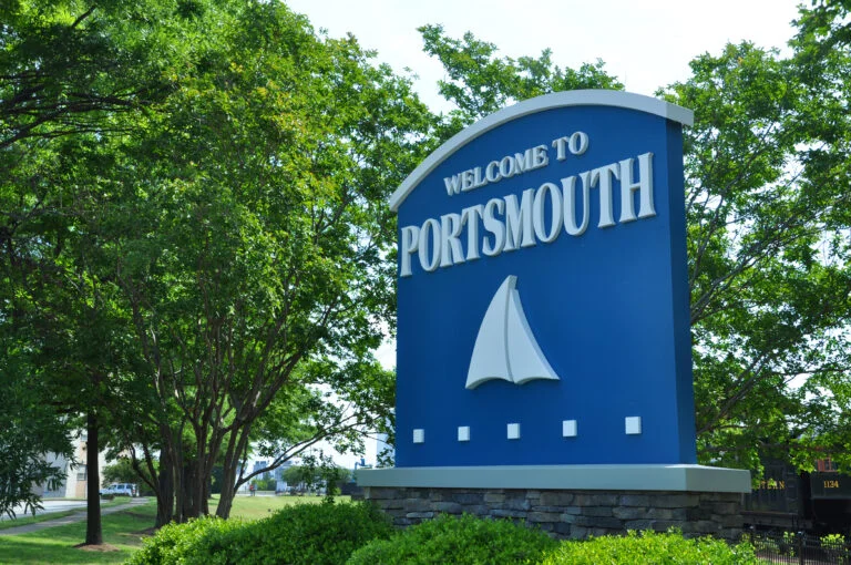 Welcome to Portsmouth sign