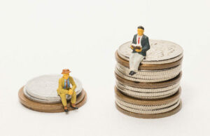 Rich vs poor gap image