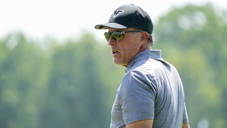 Phil Mickelson issued a statement on X (formerly Twitter) about his struggles with gambling addiction.