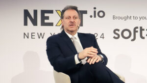 New York Sen. Joe Addabbo speaks at a conference