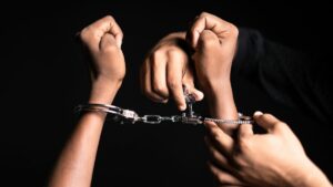 a california da is mad that a casino security guard suspected of stealing $31,000 was released without bail after attempting to flee the us.