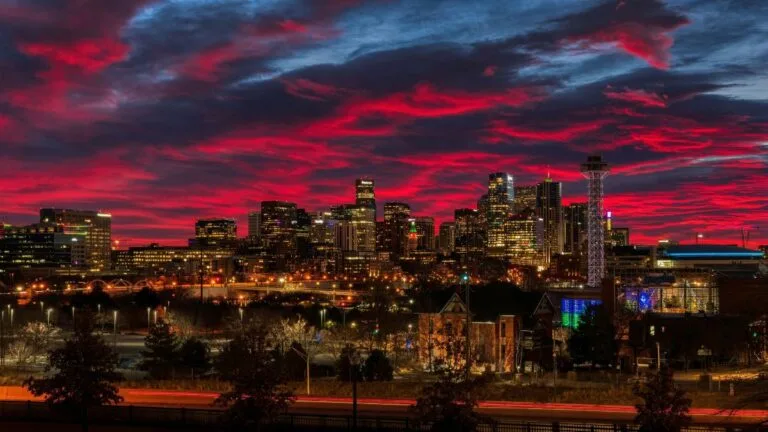 uk-based online casino and sportsbook operator bet365's new denver headquarters opened this week amid plans to hire 1,000 employees.