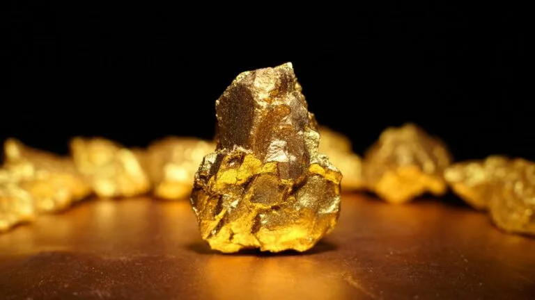 a golden nugget centered around other golden nuggets