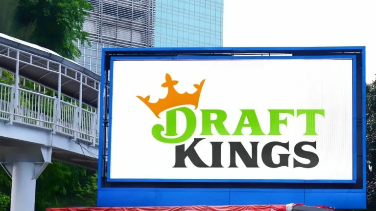 a-draftkings-sign-outside-of-a-building
