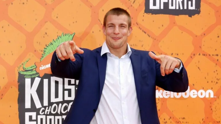 rob gronkowski at a nickelodeon event