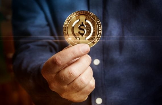 Alberta iGaming Expansion Puts Focus on Whether Stablecoin Rules Can Shift Play to Regulated Sites